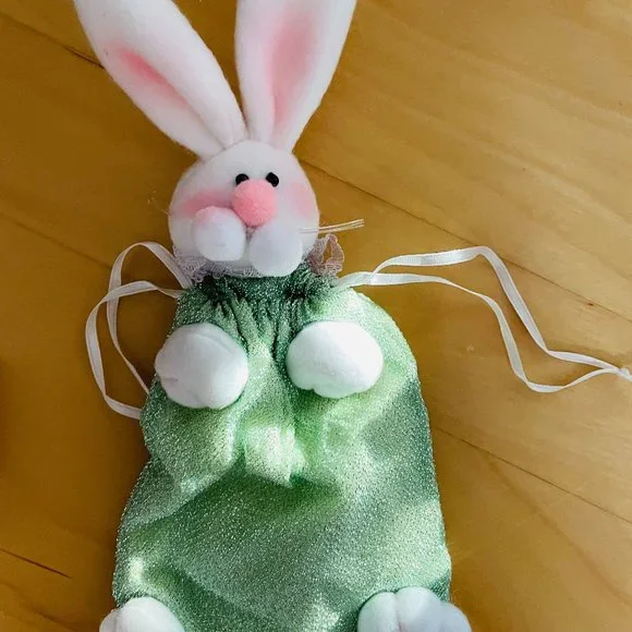 Set 4 Plush 3D Bunny Bags Easter Collection - Picture 6 of 8